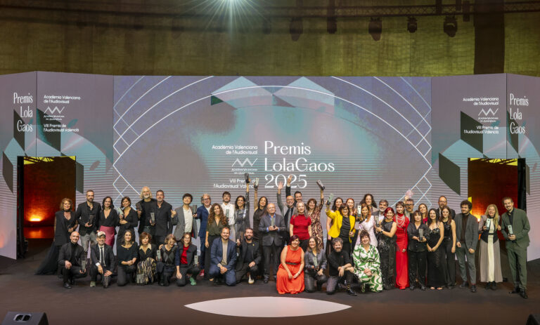 Read more about the article “Una quinta portuguesa” lidera els VIII Premis Lola Gaos en una edicióque reforça la diversitat i la cohesió de l’audiovisual valencià